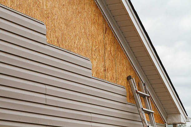 24/7 Emergency Siding experts in Herndon, PA